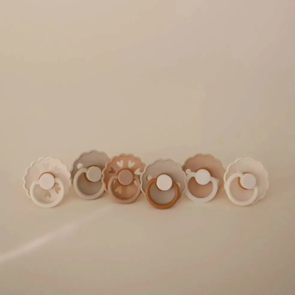 Frigg Latex 6-Pack Pacifier