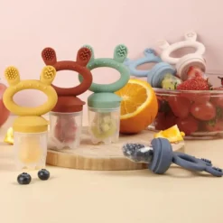 Haakaa Fresh Food Teething Feeder & Cover Set